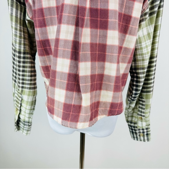 American Eagle Mixed Plaid Button Down Shirt XS - Picture 12 of 13
